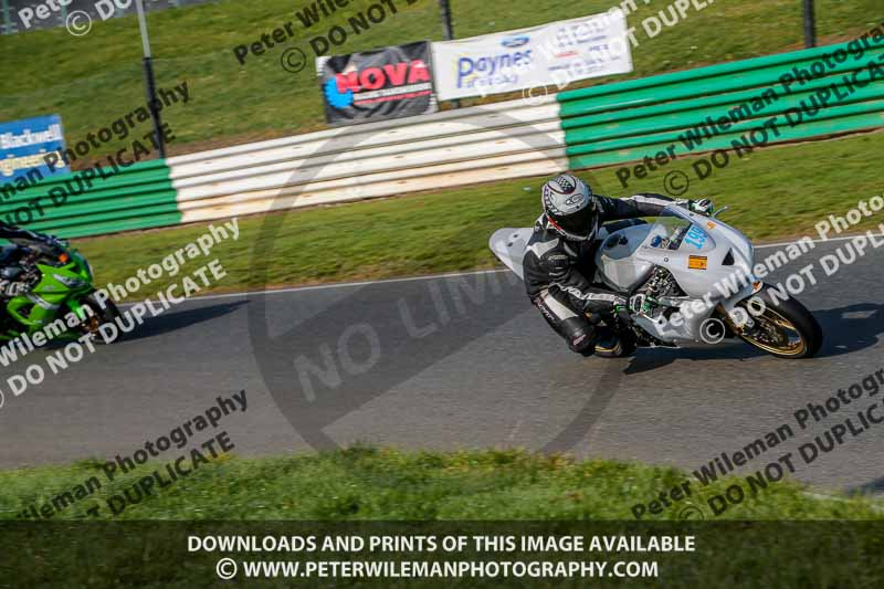 PJ Motorsport Photography 2018;enduro digital images;event digital images;eventdigitalimages;mallory park;mallory park photographs;mallory park trackday;mallory park trackday photographs;no limits trackdays;peter wileman photography;racing digital images;trackday digital images;trackday photos
